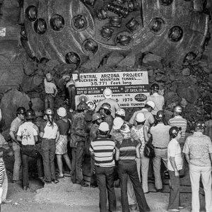 Historic image of workers at Buckskin Mountain Tunnel
